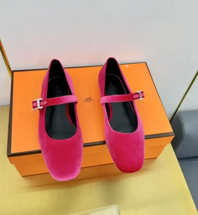 hype Hermes flat shoes