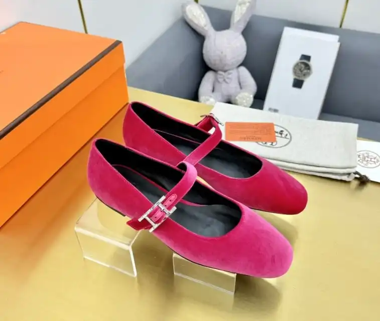 hype Hermes flat shoes