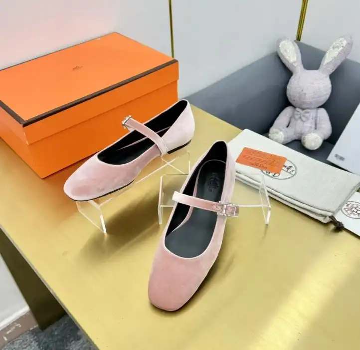 hype Hermes flat shoes