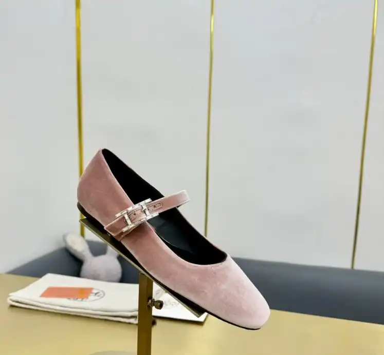 hype Hermes flat shoes