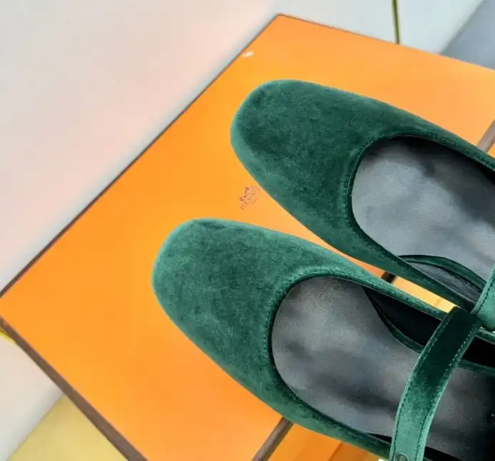 hype Hermes flat shoes