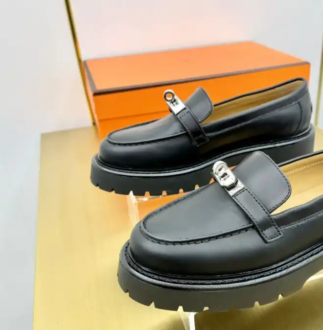 hype Hermes Leather Shoes