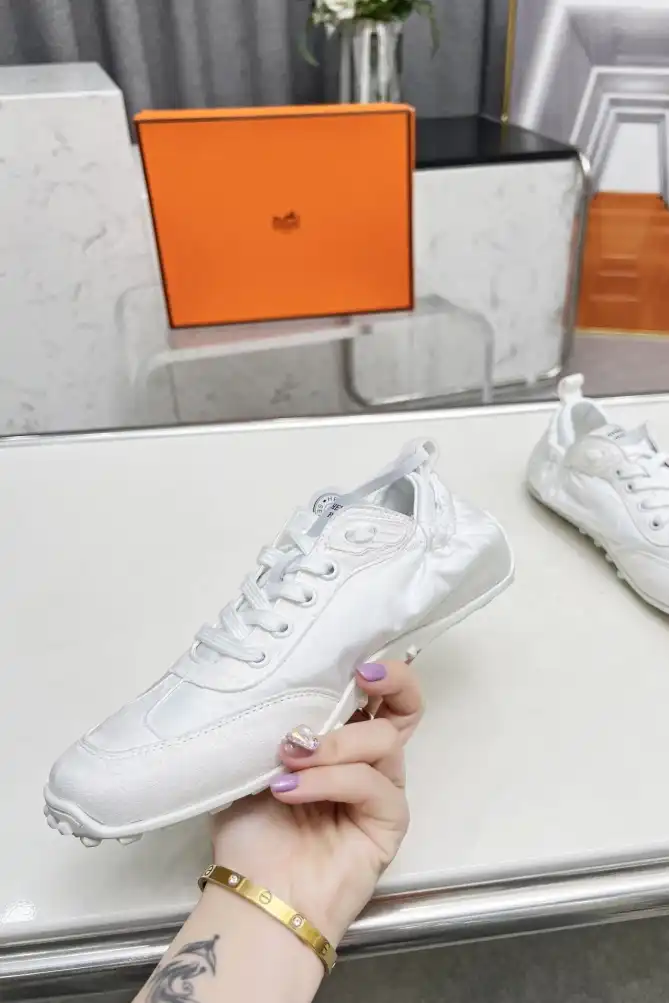 hype Hermes Casual Shoes