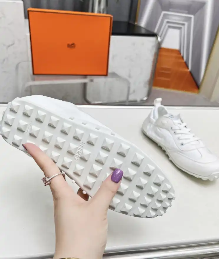 hype Hermes Casual Shoes