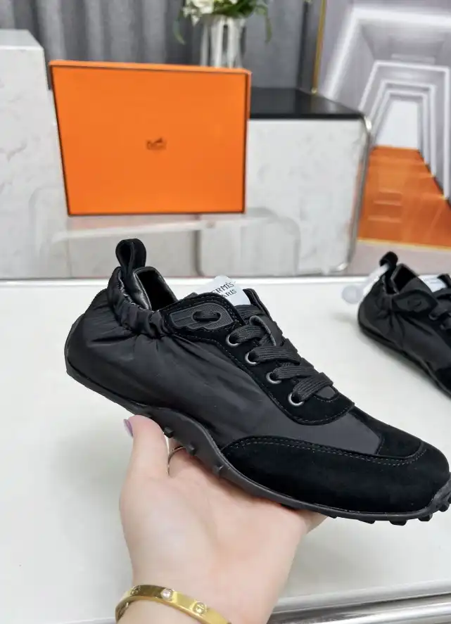 hype Hermes Casual Shoes