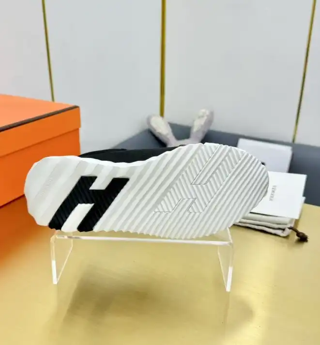 hype Hermes Casual Shoes