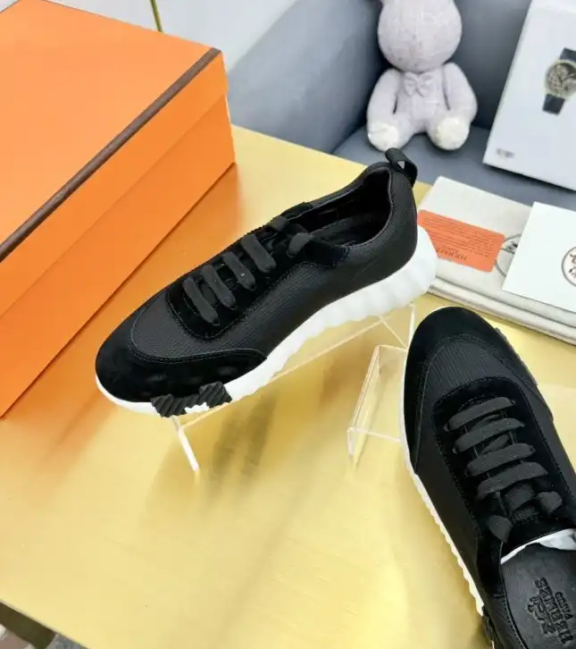 hype Hermes Casual Shoes