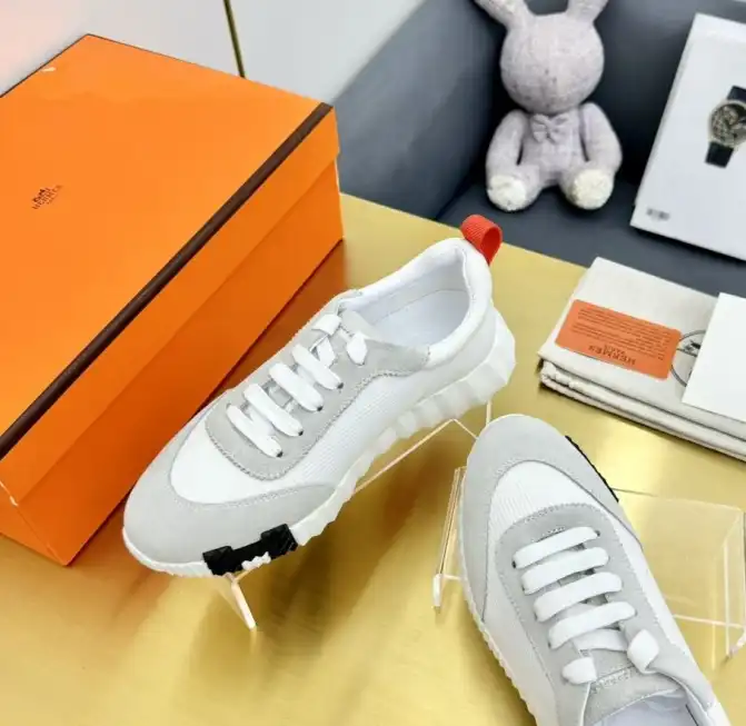 hype Hermes Casual Shoes