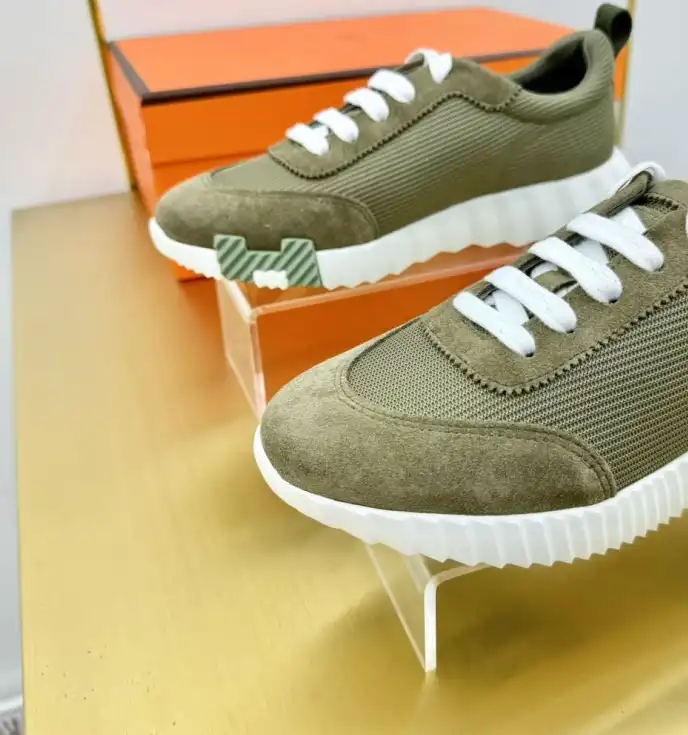 hype Hermes Casual Shoes