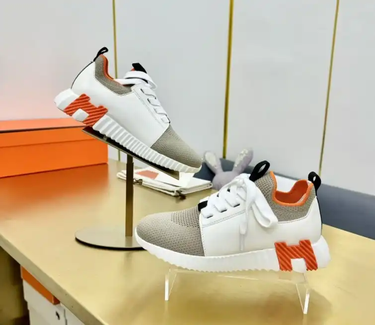 hype Hermes Casual Shoes