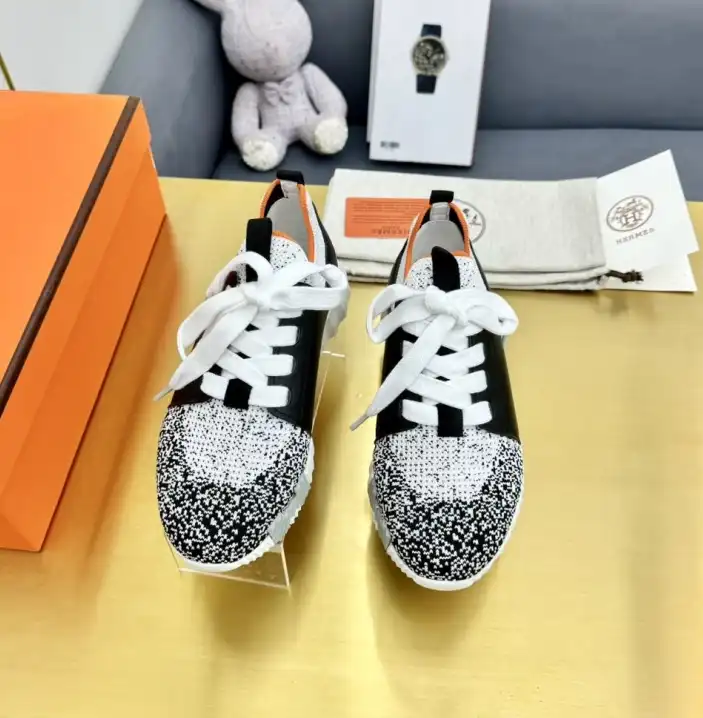 hype Hermes Casual Shoes