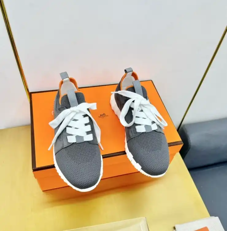 hype Hermes Casual Shoes