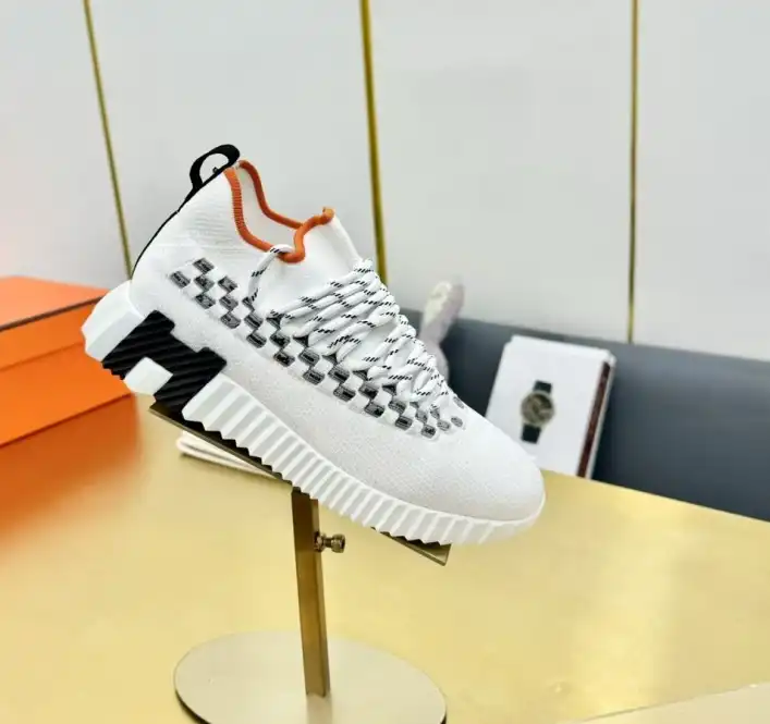 hype Hermes Casual Shoes