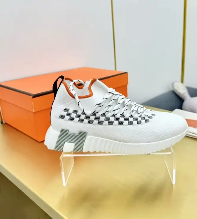 hype Hermes Casual Shoes