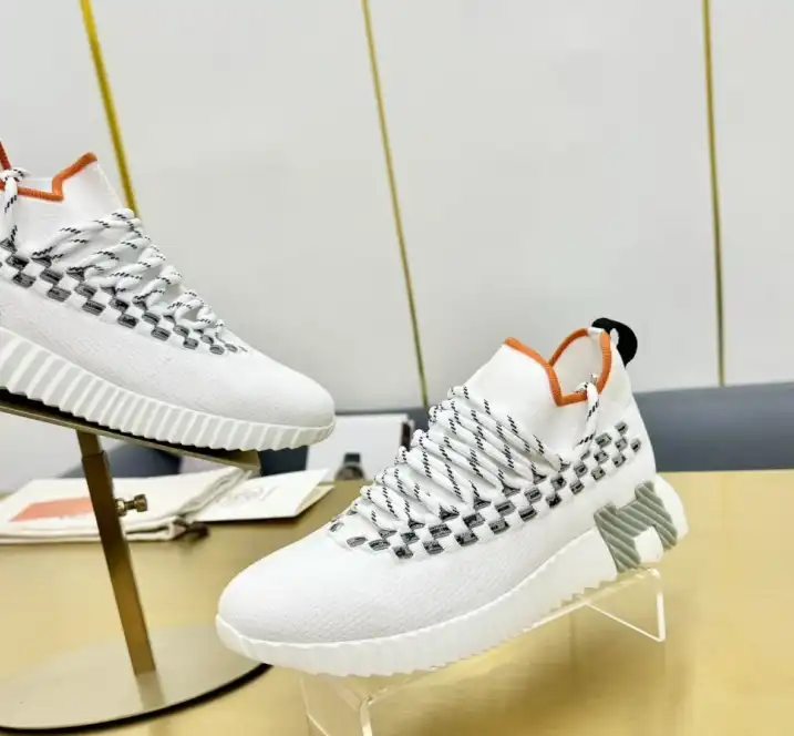 hype Hermes Casual Shoes