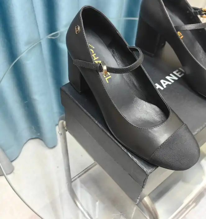 hype Chanel High Heels