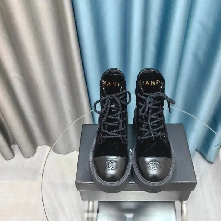 hype Chanel Boots