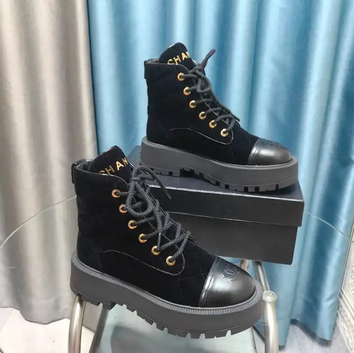 hype Chanel Boots