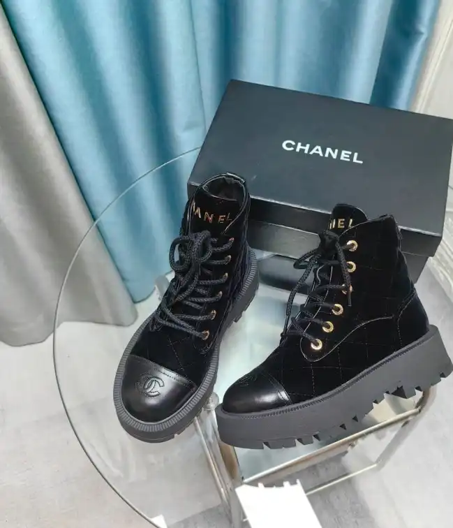 hype Chanel Boots