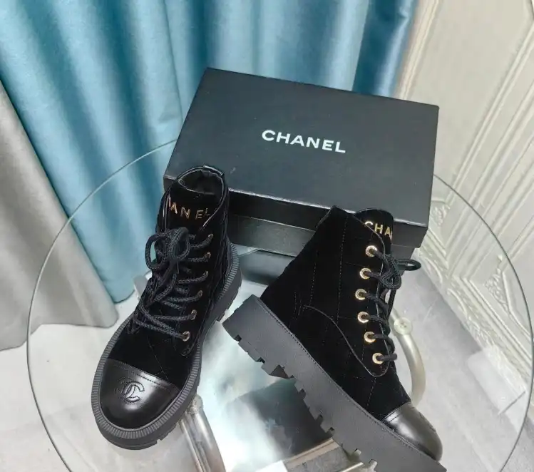 hype Chanel Boots