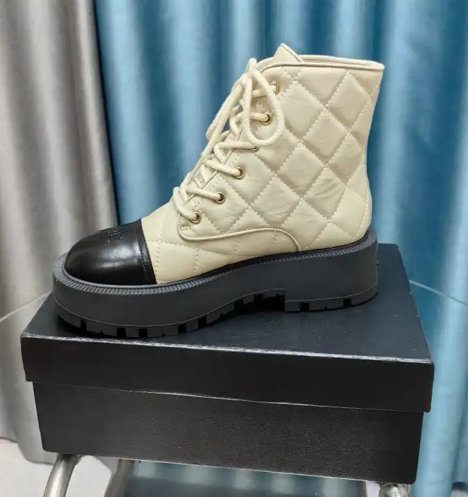 hype Chanel Boots