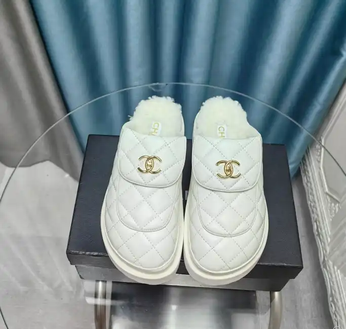 hype Chanel Slippers