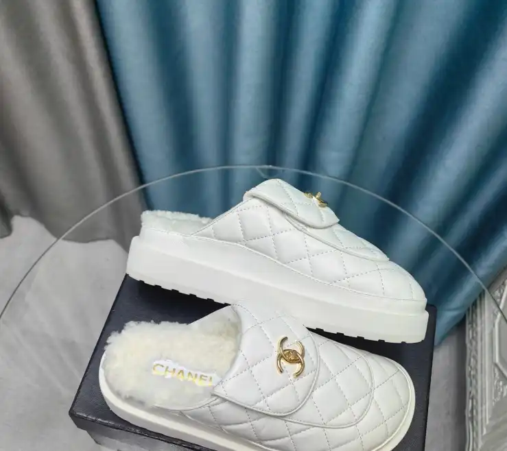 hype Chanel Slippers