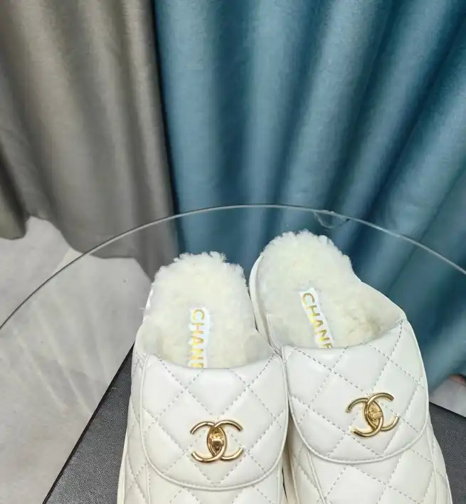 hype Chanel Slippers