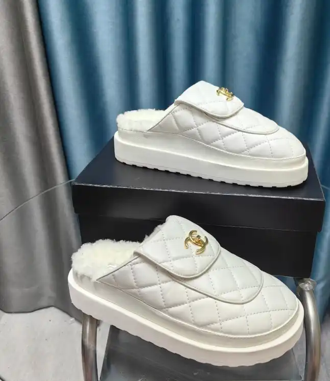 hype Chanel Slippers