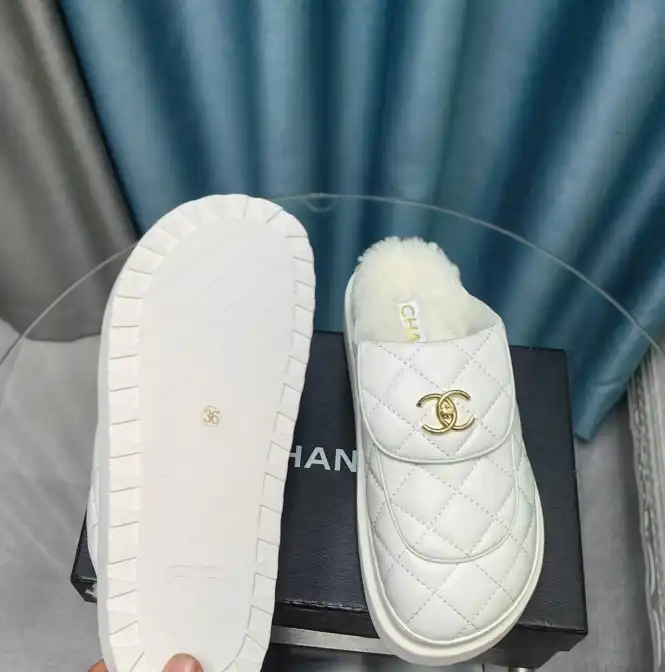 hype Chanel Slippers