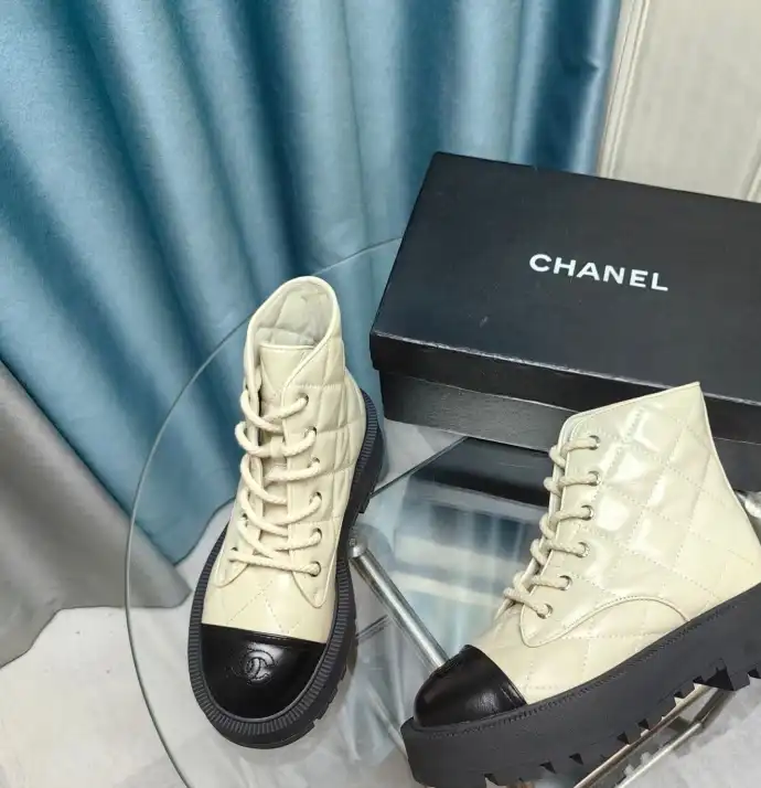 hype Chanel Boots