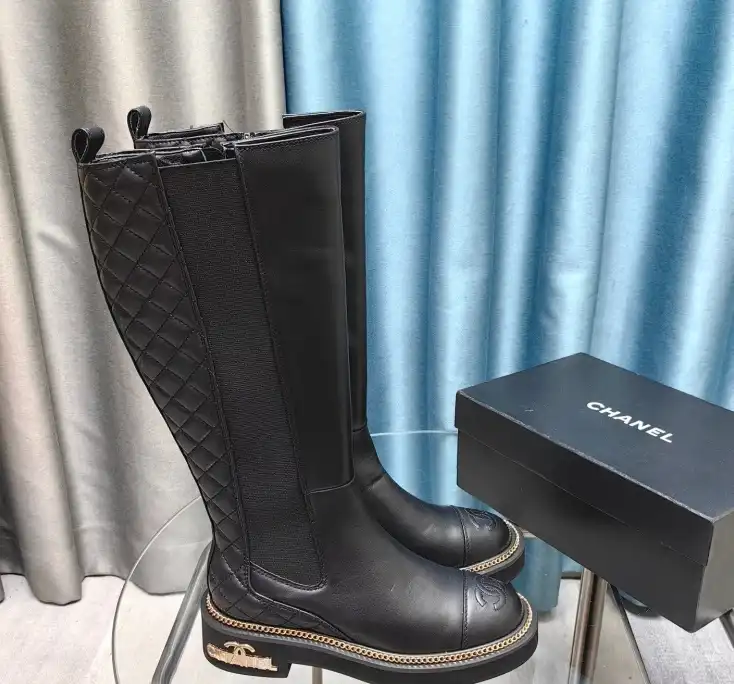 hype Chanel Boots