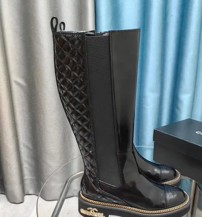 hype Chanel Boots