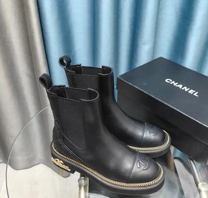 hype Chanel Boots