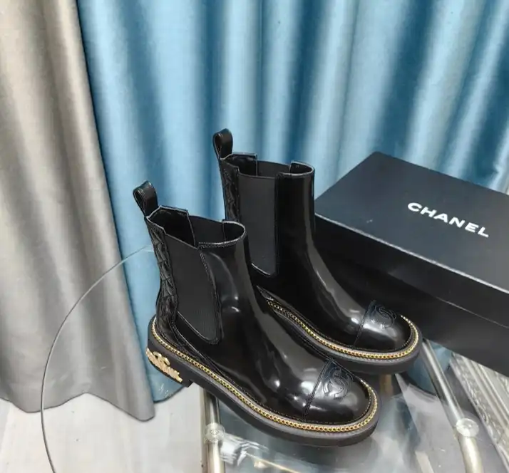 hype Chanel Boots