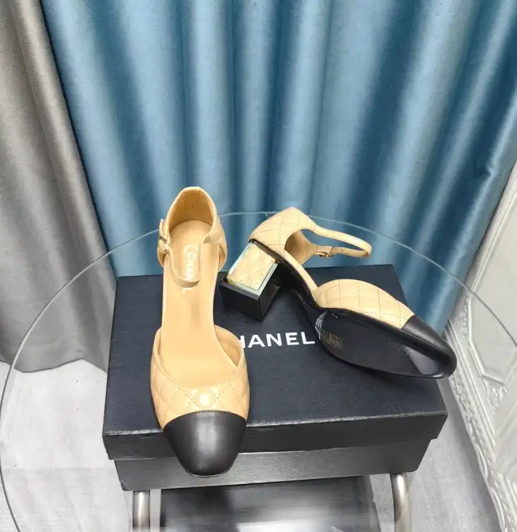 hype Chanel High Heels