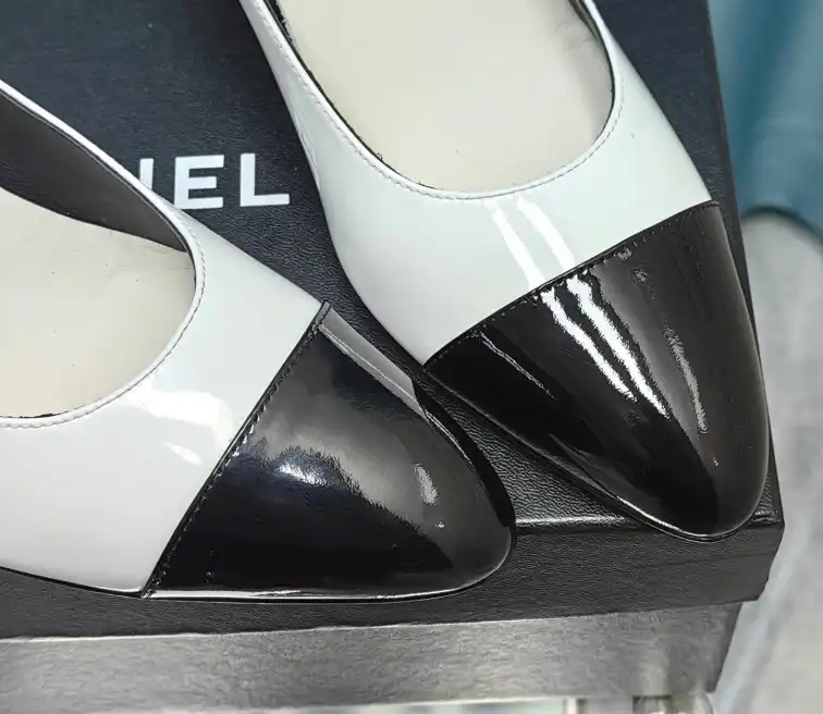 hype Chanel High Heels