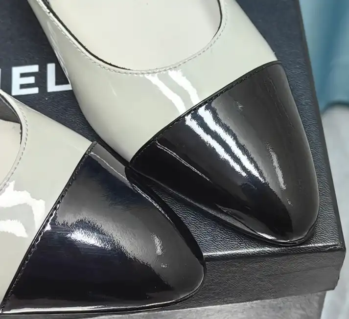 hype Chanel High Heels