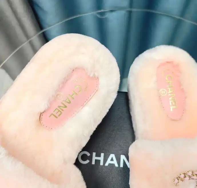 hype Chanel Slippers