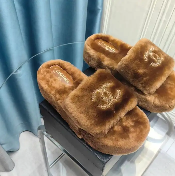 hype Chanel Slippers