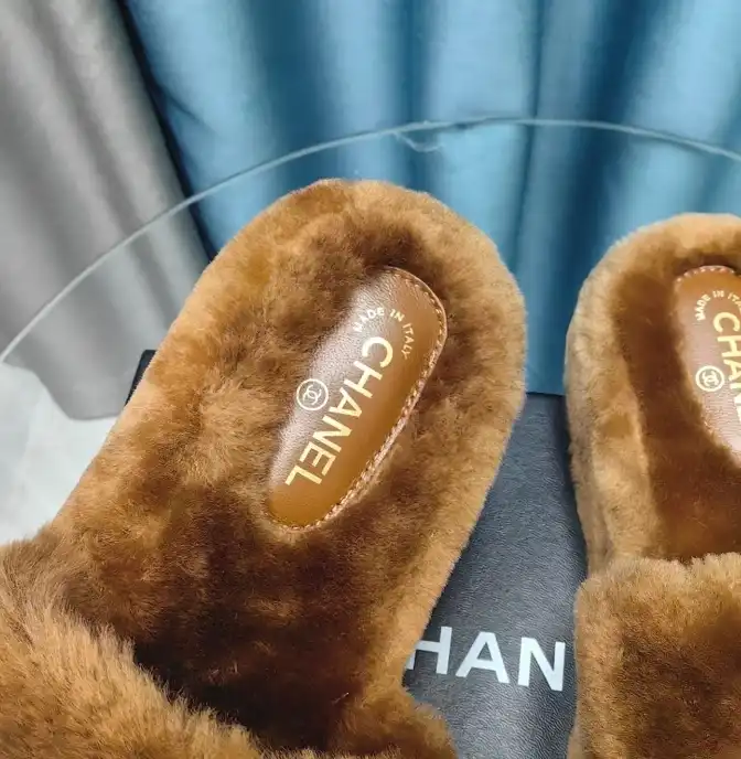 hype Chanel Slippers