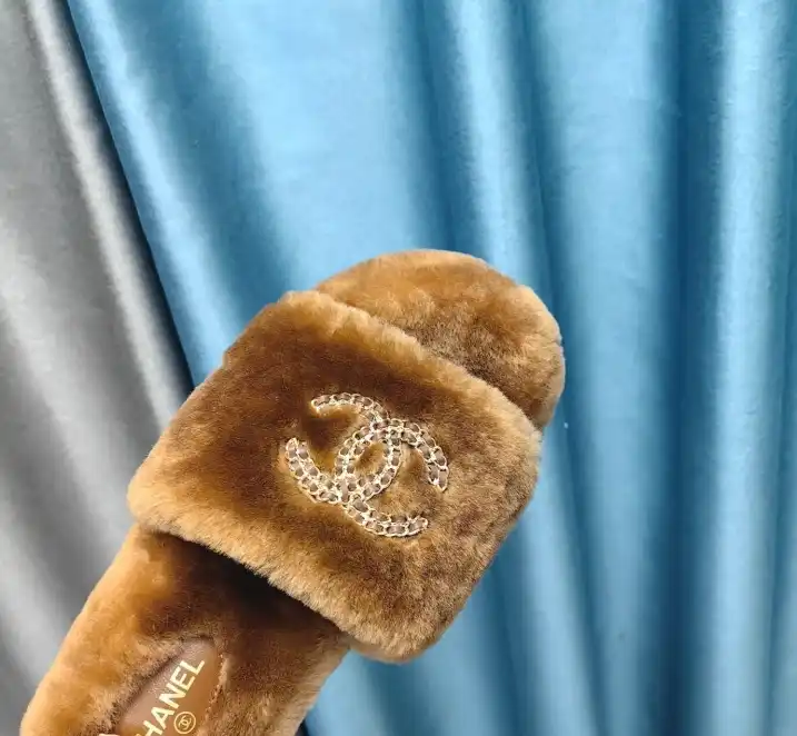 hype Chanel Slippers