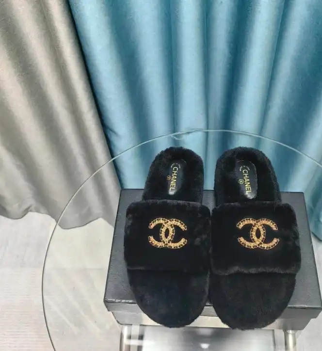 hype Chanel Slippers