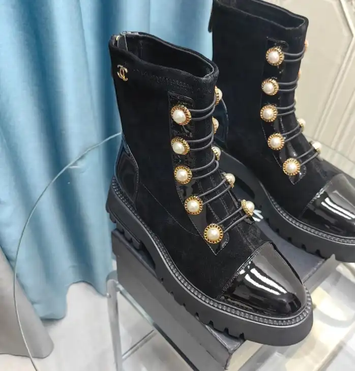 hype Chanel Boots