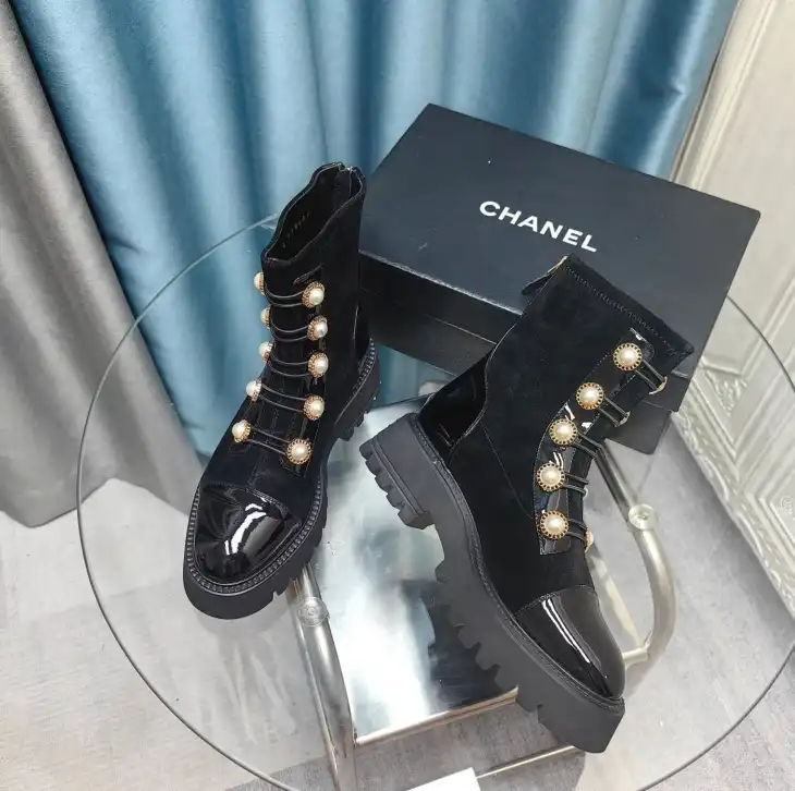 hype Chanel Boots