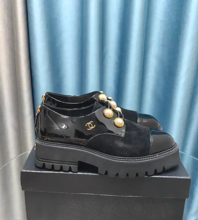 hype Chanel Boots