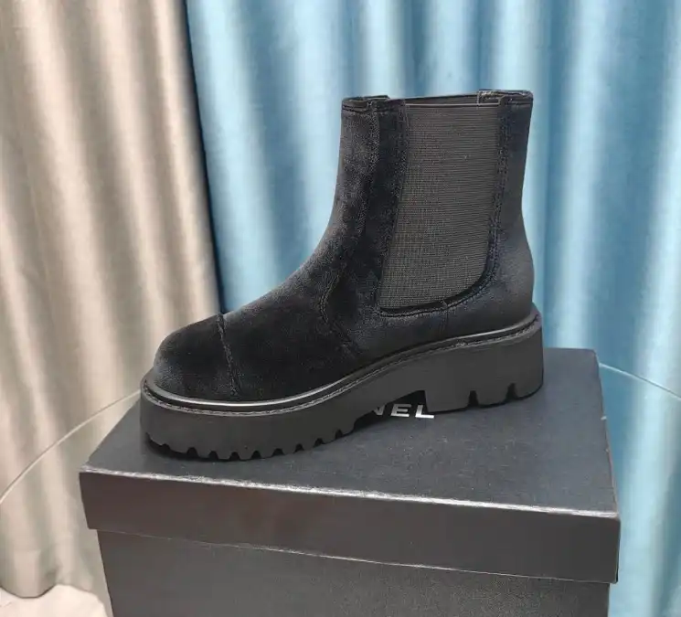 hype Chanel Boots