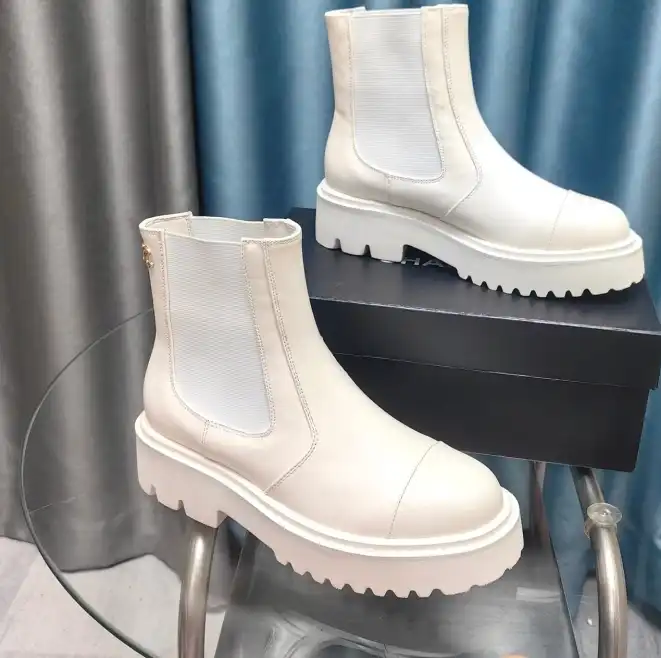 hype Chanel Boots