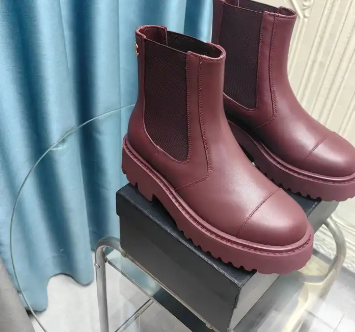 hype Chanel Boots