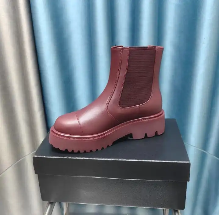 hype Chanel Boots